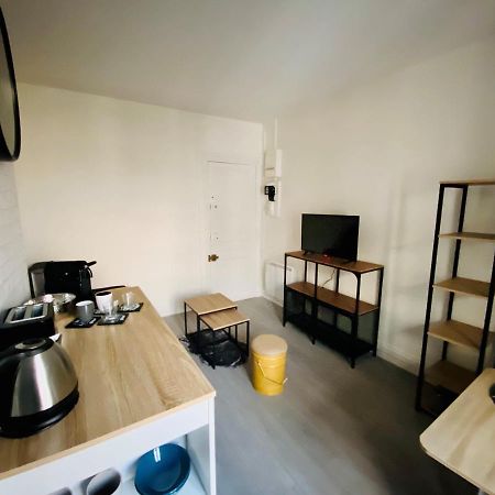 Enghien-Les-Bains: Studio Au Coeur Du Centre Ville. Zewnętrze zdjęcie