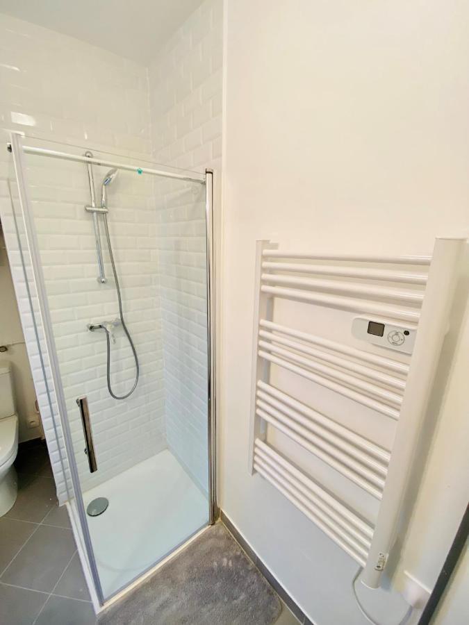Enghien-Les-Bains: Studio Au Coeur Du Centre Ville. Zewnętrze zdjęcie